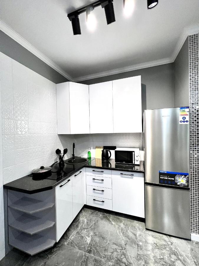 Apartamento Атлант Жк Almatý Exterior foto