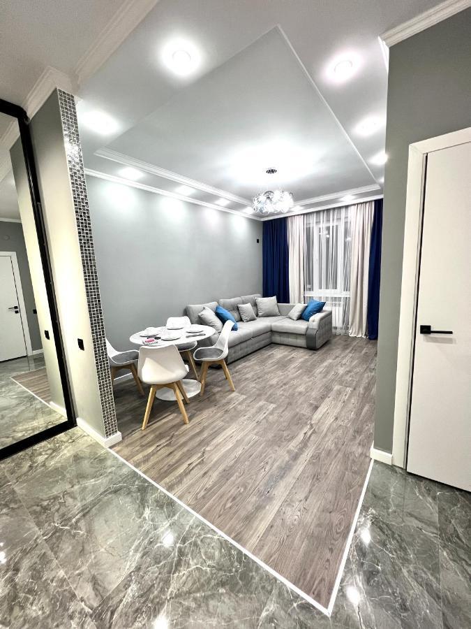 Apartamento Атлант Жк Almatý Exterior foto